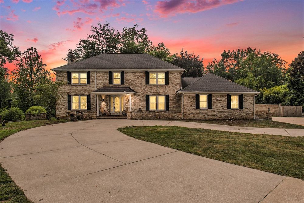 Exterior of 1765 N Bay Drive, Elkhart