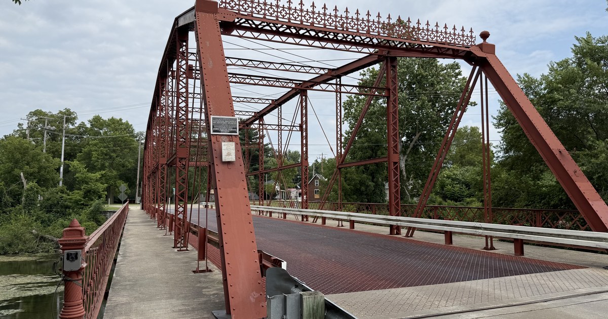 The Fort Wayne Street Bridge in Goshen, Indiana, an 1890s truss bridge listed on the National Register of Historic Places.